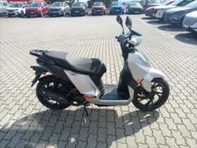 Peugeot Ostatní 125i GT, Satin Iron Grey