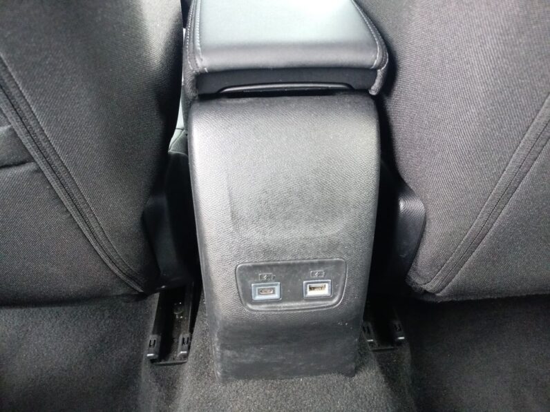 Peugeot 2008 Allure PureTech 100k, MAN6