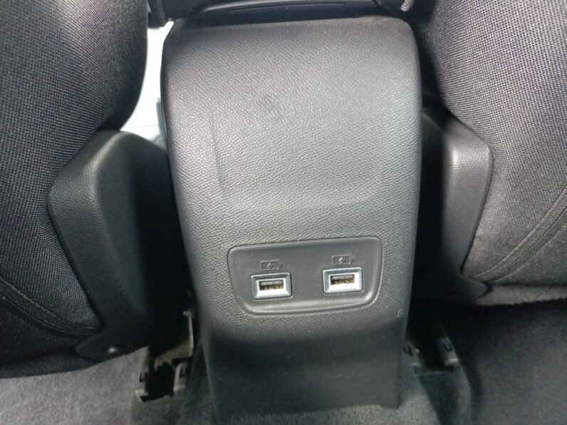 Peugeot 2008 Allure 1.2 PT 130k MAN6