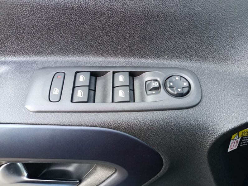 Peugeot Rifter ALLURE 1.5 BlueHDi 100 MAN5